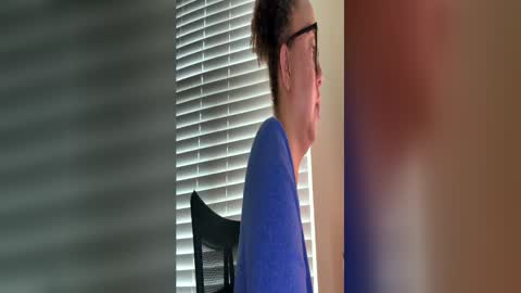 Paislee Haze online show from 19, 4, 2026