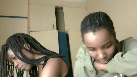 Snapshot of palashyuma chatting on 10, 10, 2025 palashyuma online show from 10, 10, 2025