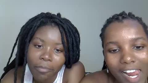 Snapshot of palashyuma chatting on 28, 11, 2025 palashyuma online show from 28, 11, 2025