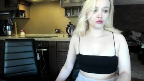 palmer_haze online show from 4, 7, 2026