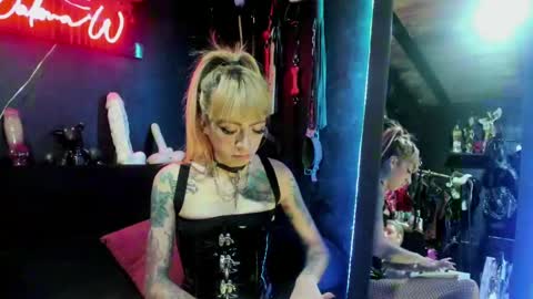 Snapshot of palomawells chatting on 9, 1, 2025 Paloma online show from 9, 1, 2025