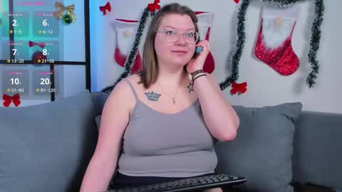 Snapshot of pam_turners chatting on 21, 12, 2025 Pam online show from 21, 12, 2025