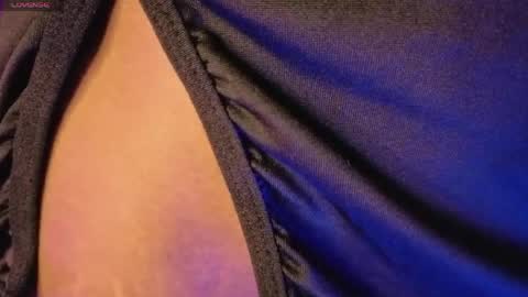 Snapshot of pameela_brown1 chatting on 16, 4, 2026 Pamela online show from 16, 4, 2026