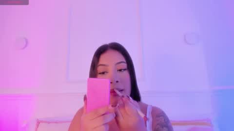 Manuela online show from 4, 11, 2025