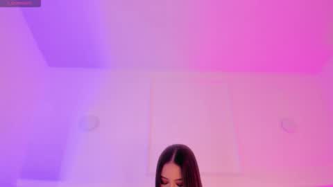 Manuela online show from 8, 11, 2025