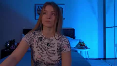 Snapshot of pamelablair chatting on 21, 11, 2025 Pamela Blair online show from 21, 11, 2025