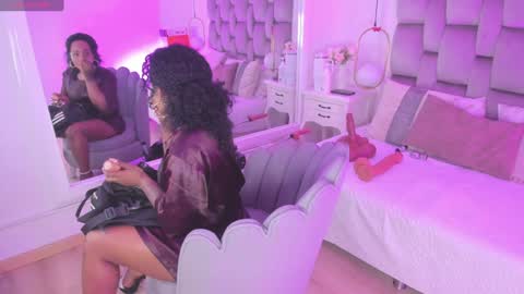 Snapshot of pamelamendez_ chatting on 20, 1, 2025 Pamela online show from 20, 1, 2025