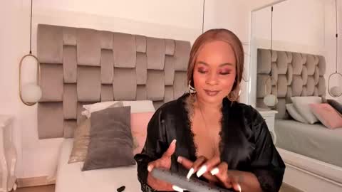  Pamela  online show from 30, 11, 2025