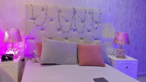 TELL ME PAMELLA AND GIVE ME A GOOD GRADE ITS IMPORTANT online show from 29, 10, 2025