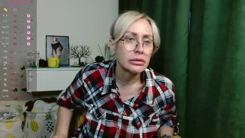 Snapshot of pamellamurphy chatting on 28, 5, 2026 pamellamurphy online show from 28, 5, 2026