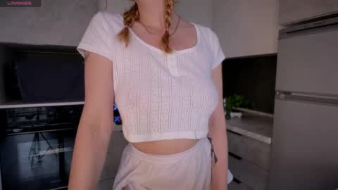 Snapshot of pamellia chatting on 30, 5, 2026 Diana online show from 30, 5, 2026