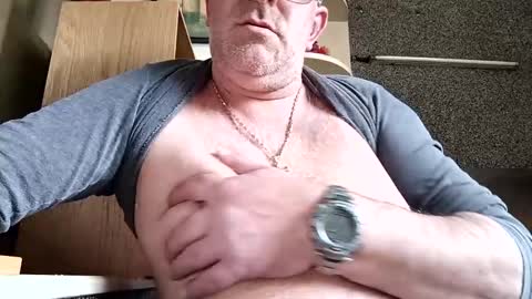 angel hris online show from 8, 4, 2026