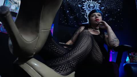 Snapshot of pandoragoddess chatting on 7, 2, 2025 online show from 7, 2, 2025