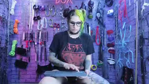 Snapshot of pandoranez chatting on 14, 2, 2025 PandoraNez online show from 14, 2, 2025