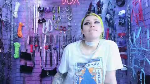 Snapshot of pandoranez chatting on 20, 2, 2025 PandoraNez online show from 20, 2, 2025