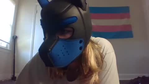 Snapshot of panmeow1995 chatting on 23, 4, 2026 Puppyslut online show from 23, 4, 2026
