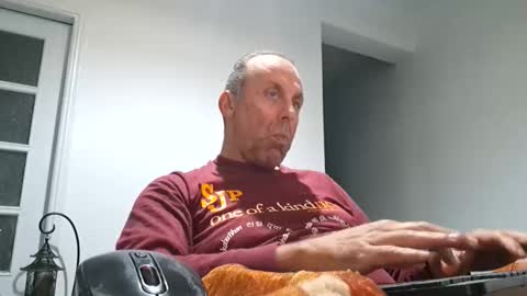 Snapshot of pansak1973 chatting on 14, 11, 2025 pansak1973 online show from 14, 11, 2025