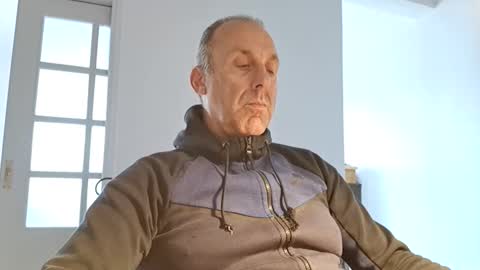 Snapshot of pansak1973 chatting on 23, 11, 2025 pansak1973 online show from 23, 11, 2025