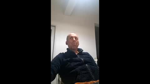 Snapshot of pansak1973 chatting on 15, 12, 2025 pansak1973 online show from 15, 12, 2025