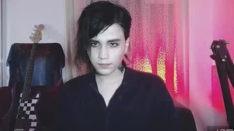 In bio online show from 3, 12, 2025