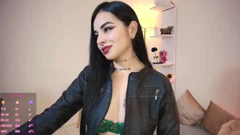 PAOLA IM INDEPENDENT MODEL online show from 17, 3, 2026