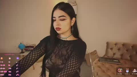 PAOLA IM INDEPENDENT MODEL online show from 30, 7, 2026
