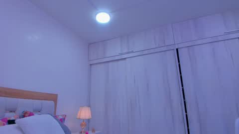 Paola  online show from 16, 1, 2025