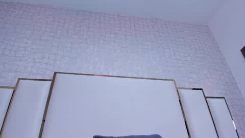 Paola  online show from 26, 1, 2025