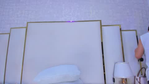 Paola  online show from 16, 1, 2026