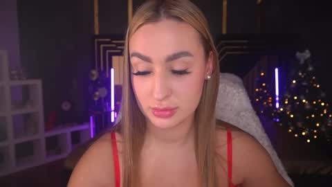 Lia online show from 12, 1, 2025