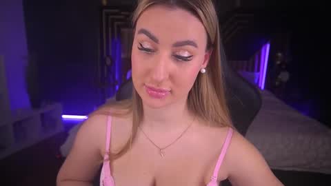 Lia online show from 11, 3, 2025