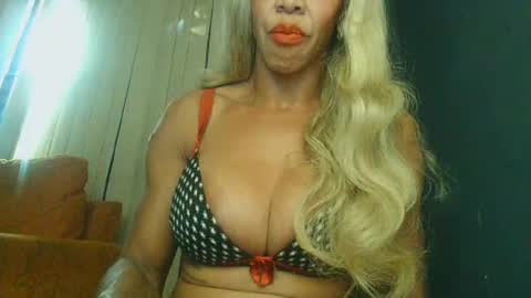 Snapshot of paolla_23cm chatting on 1, 7, 2026 PAOLLA 23CM online show from 1, 7, 2026
