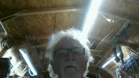 Snapshot of papajb70 chatting on 21, 12, 2025 papajb70 online show from 21, 12, 2025