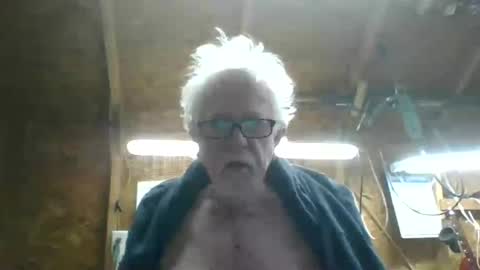 Snapshot of papajb70 chatting on 28, 7, 2026 papajb70 online show from 28, 7, 2026