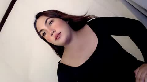 Fina Dwarf online show from 16, 12, 2025