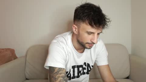 Snapshot of papijakey chatting on 18, 1, 2025 -- New Videos Down Below online show from 18, 1, 2025