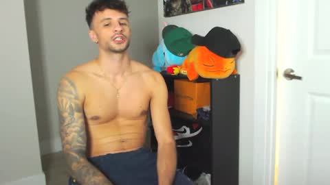 Snapshot of papijakey chatting on 10, 10, 2025 -- New Videos Down Below online show from 10, 10, 2025