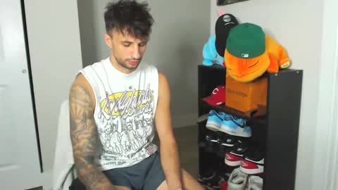 Snapshot of papijakey chatting on 23, 10, 2025 -- New Videos Down Below online show from 23, 10, 2025