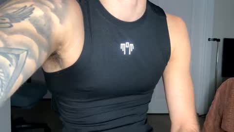 Snapshot of papijakey chatting on 26, 11, 2025 -- New Videos Down Below online show from 26, 11, 2025