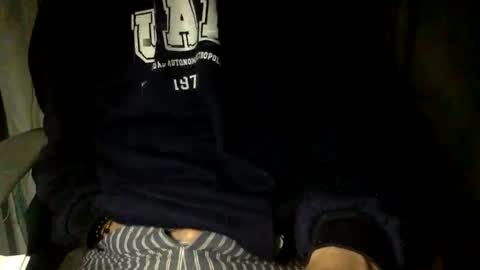 Snapshot of papy_dani33 chatting on 24, 11, 2025 papy_dani33 online show from 24, 11, 2025