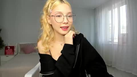 Melena online show from 15, 11, 2025