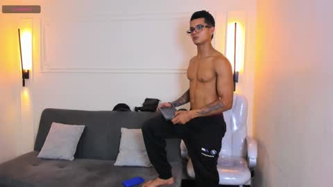 Ryan And Casper online show from 26, 11, 2025