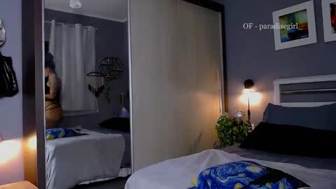 Snapshot of paradisegirl_ chatting on 10, 12, 2024 My alter ego Betinna Flowers - a tattooed Miss - Are you missing me come in here - online show from 10, 12, 2024