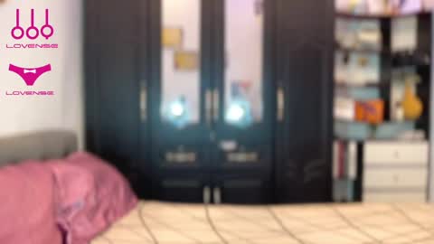 Snapshot of paradiseoflustxxx chatting on 3, 3, 2025 xxx online show from 3, 3, 2025