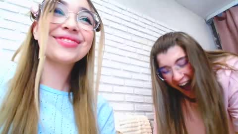 paradisexparadisex online show from 15, 2, 2026