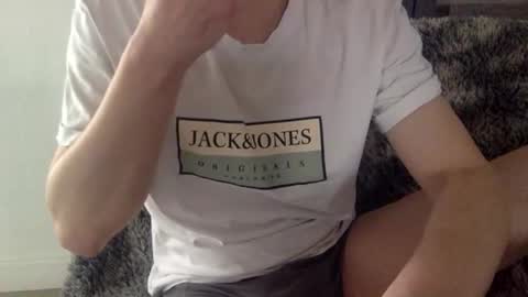 parici_nono1 online show from 9, 3, 2025