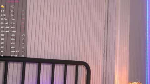 Paris  online show from 19, 12, 2025