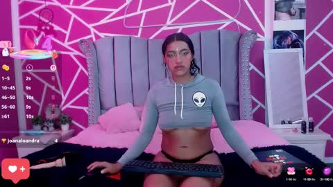 Snapshot of paris_hot12 chatting on 9, 3, 2025 paris online show from 9, 3, 2025