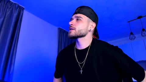 Paris online show from 3, 1, 2025