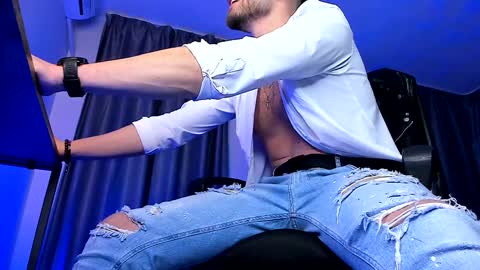 Paris online show from 8, 2, 2025